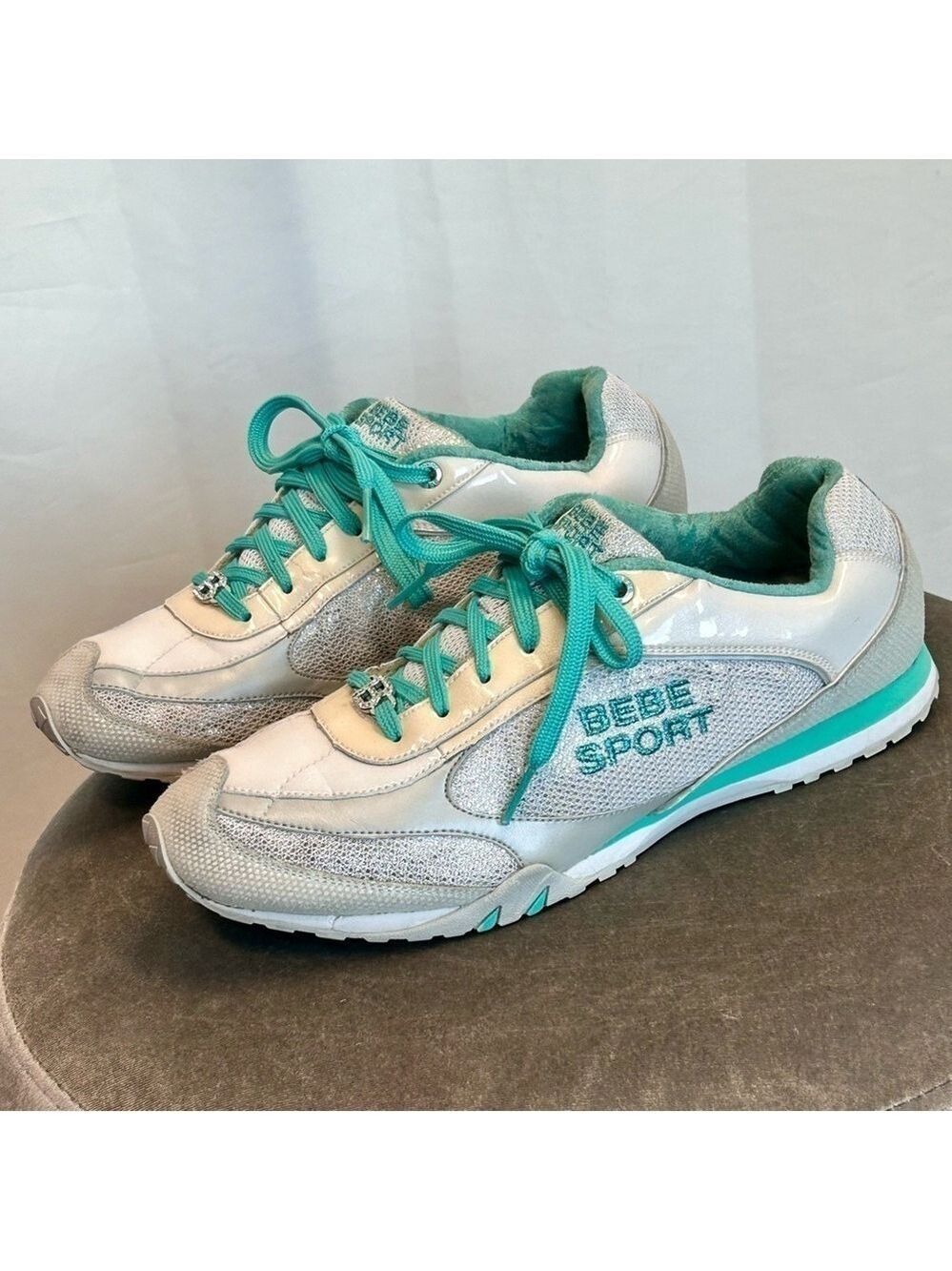 BEBE vintage white Tiffany Blue running shoes sneakers Sz 10